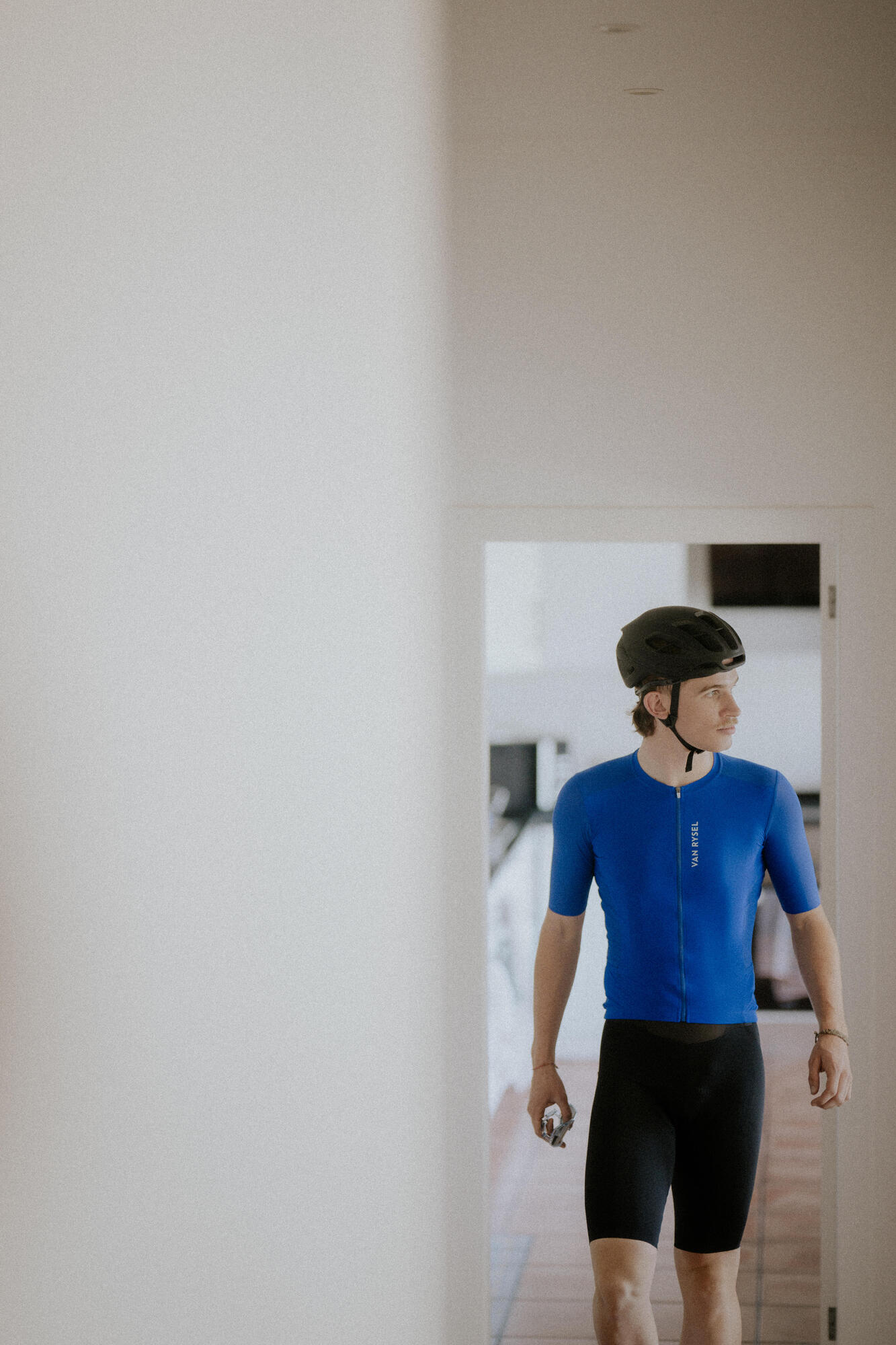 Van Rysel Unisex RCR 2 Short-Sleeved Cycling Jersey - Image 60